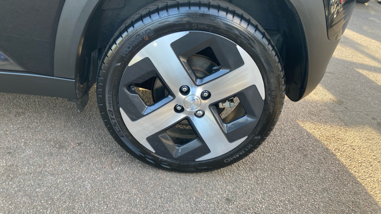 Hyundai INSTER 85kW 02 49kWh 5dr Auto Electric Hatchback